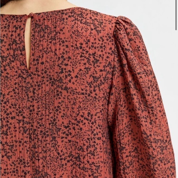 Selected FEMME Floral Print Pintucked Top blouse burgundy black - Picture 4 of 12